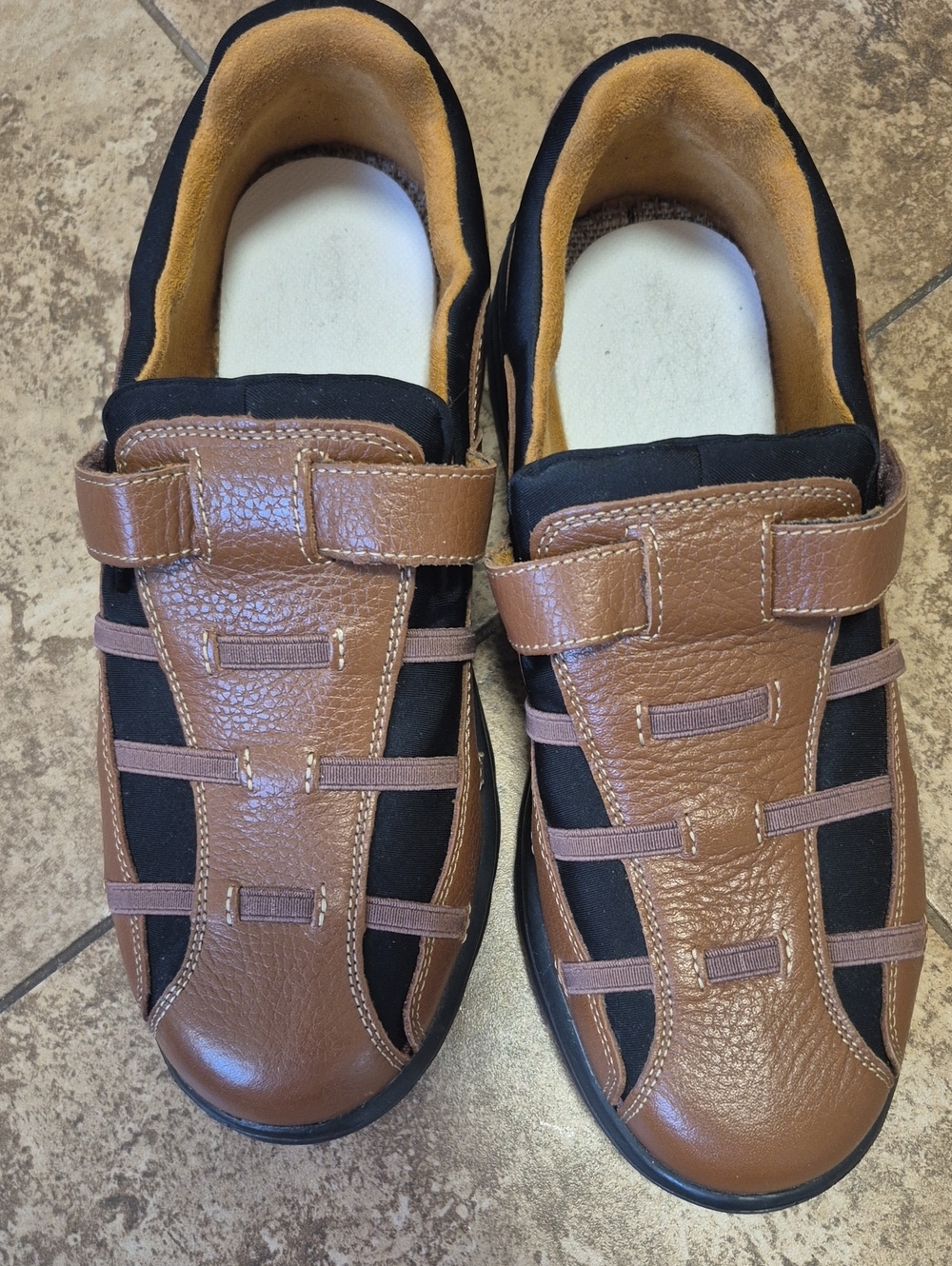 Women's Brown & Black Comfort Slip-On Loafers